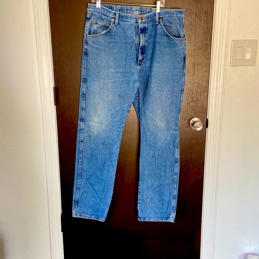 Wrangler Mens Jeans. Size 38x34
